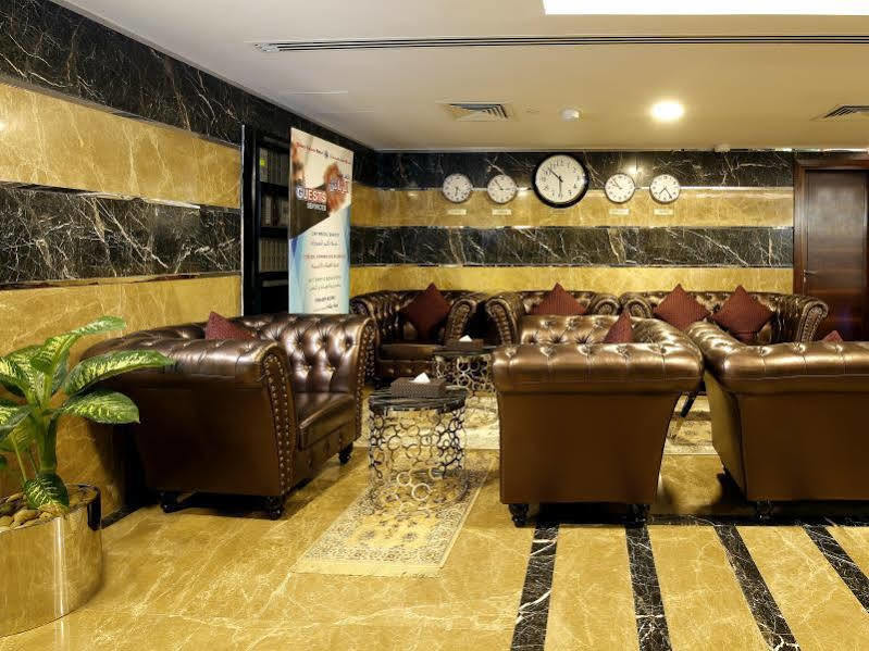 Queen Palace Hotel 4*